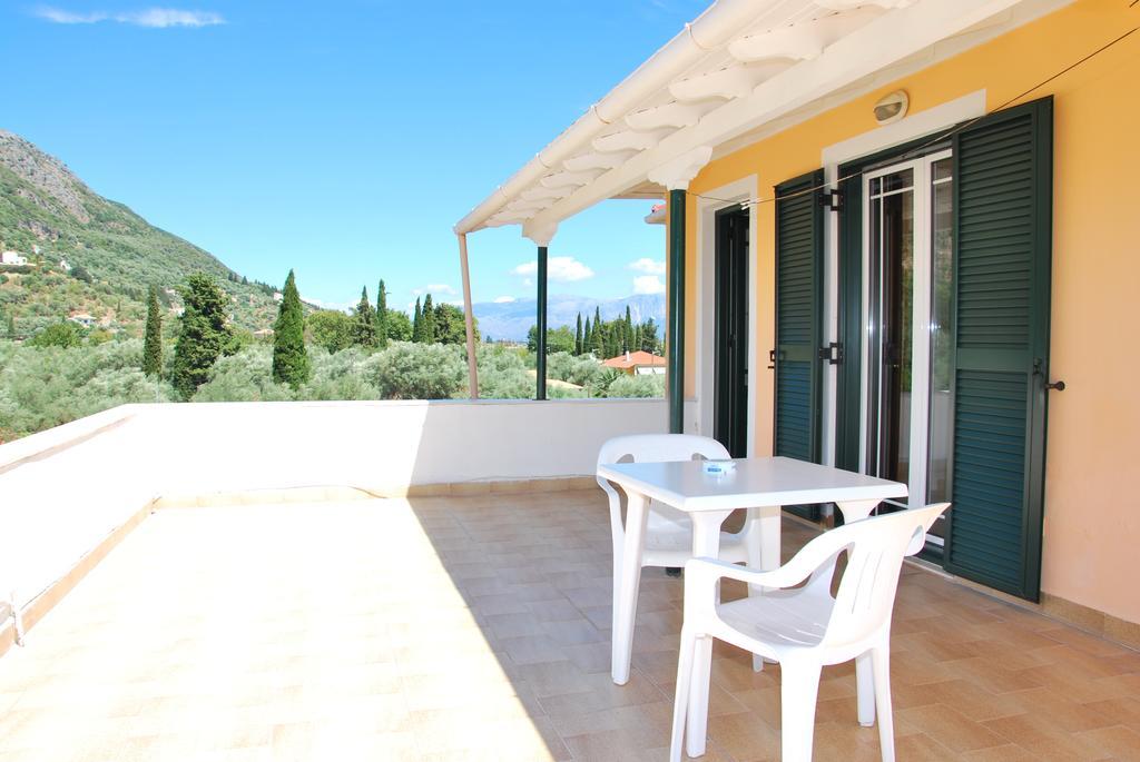 Niriton Pension Nydri  Habitación foto