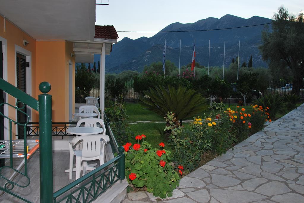 Niriton Pension Nydri  Exterior foto