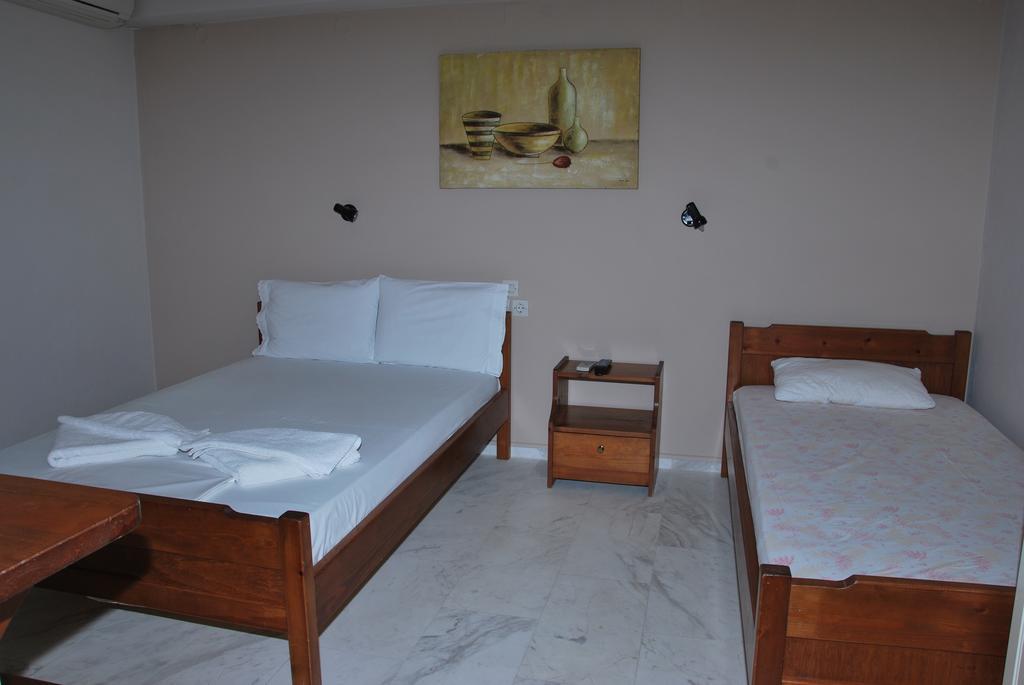 Niriton Pension Nydri  Habitación foto