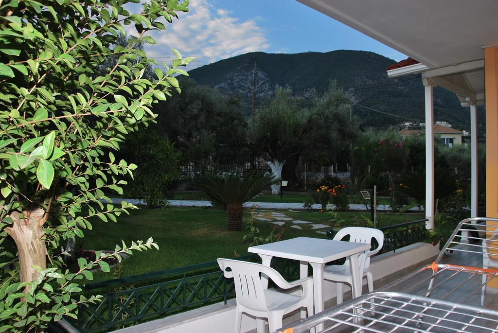 Niriton Pension Nydri  Exterior foto